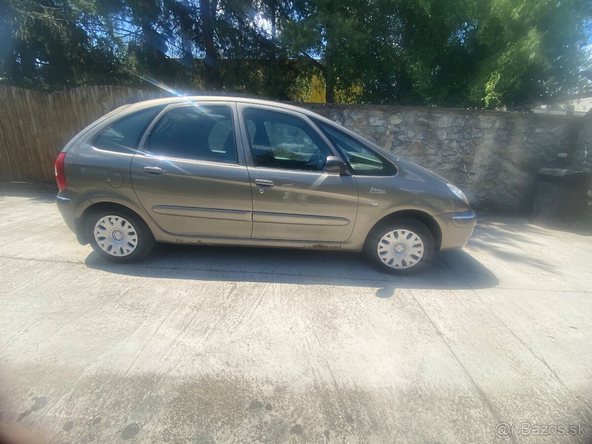 Predám CITROEN XSARA PICASSO
