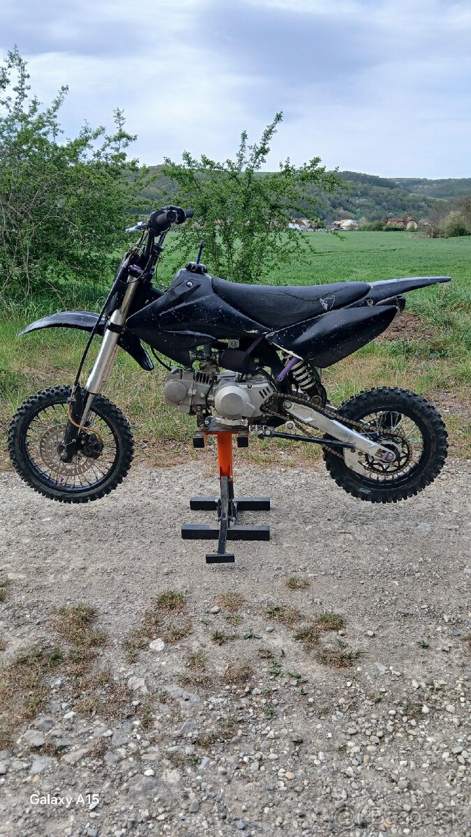 Stomp demonx 125