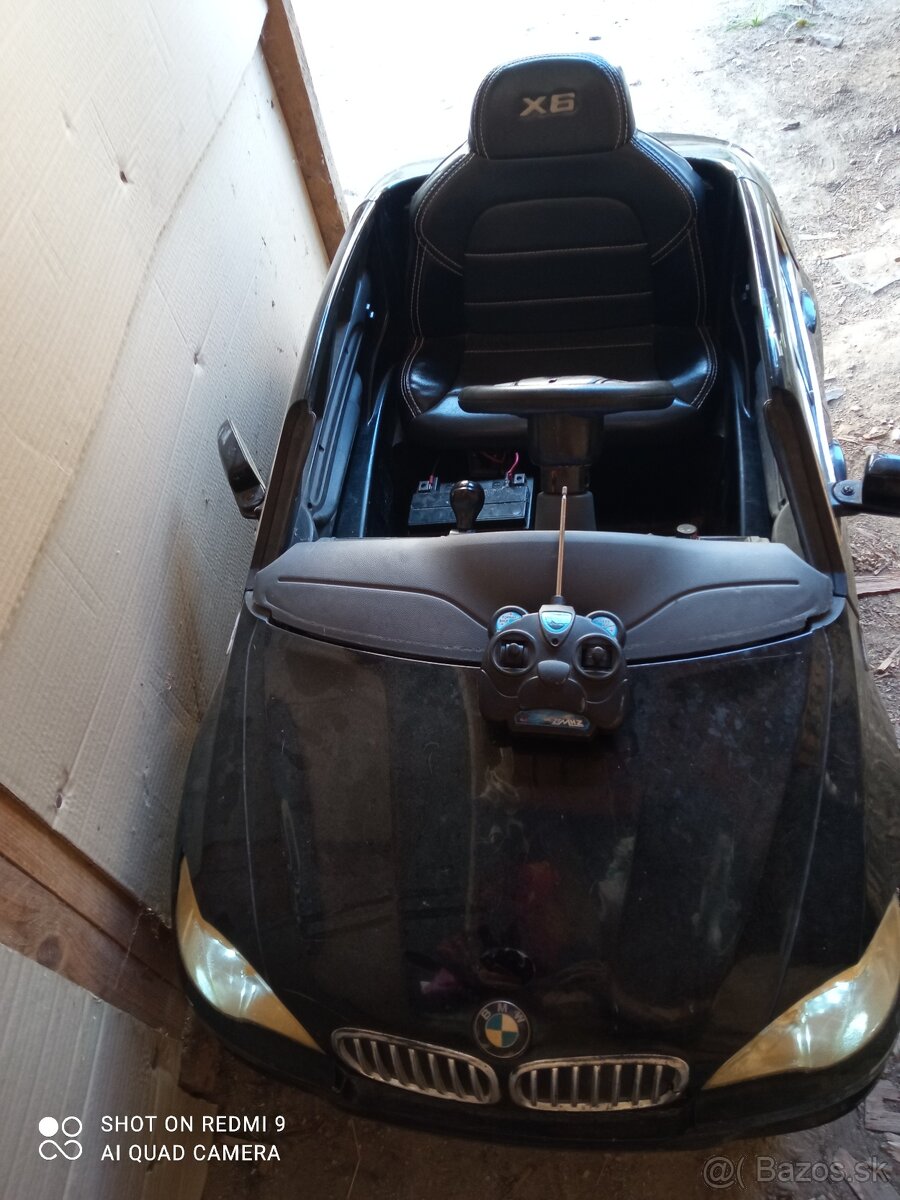 Elektrické auto