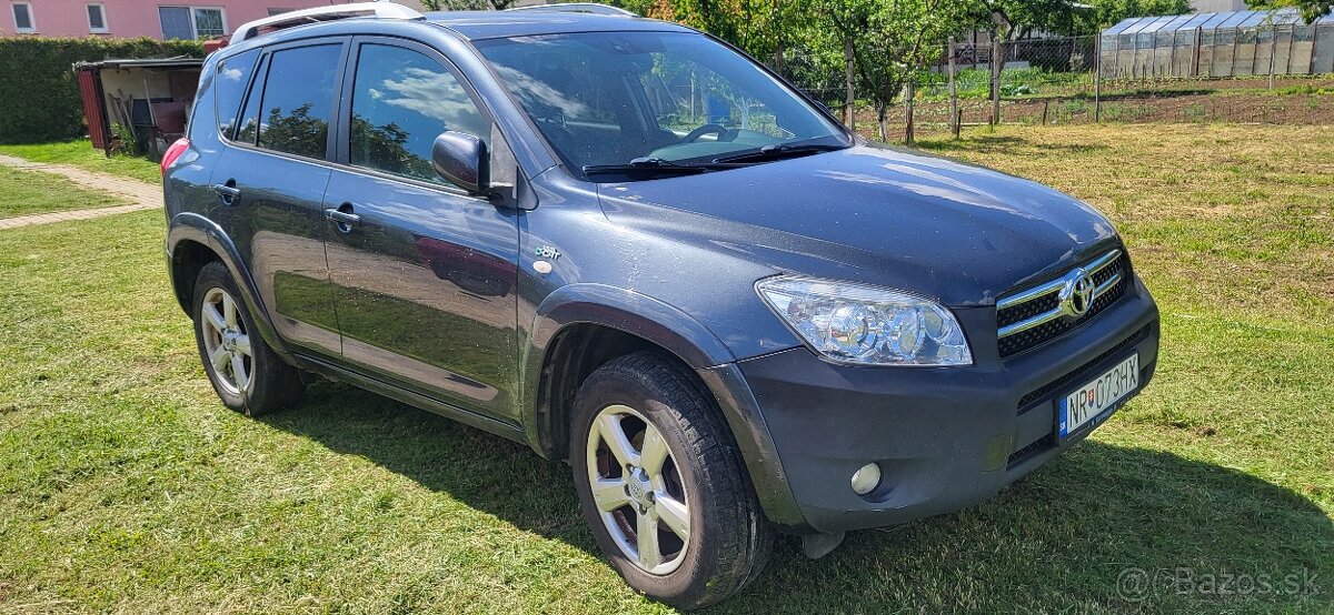 Predám toyotu RAV4