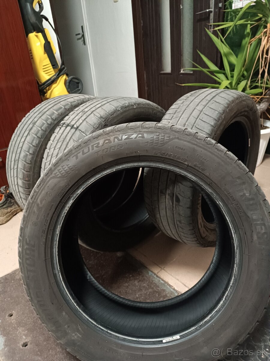 Pneumatiky Bridgestone Turanza 215/55R17