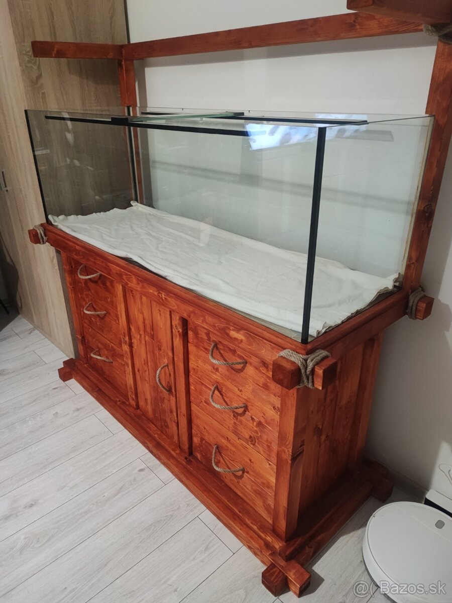 akvárium vyrobené na Mieru, 150x50x50 hrúbka 10mm UNIKÁT