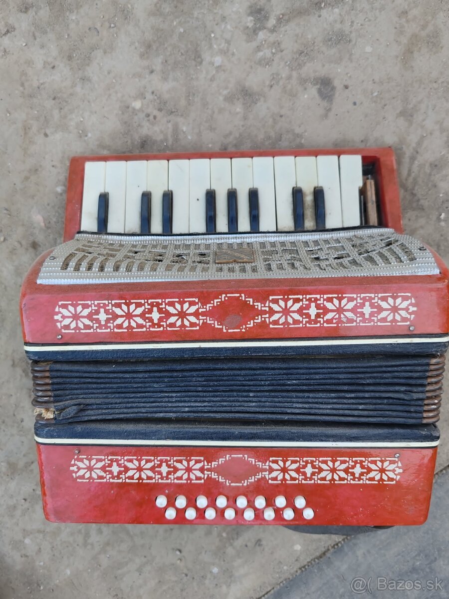 Stará harmonika