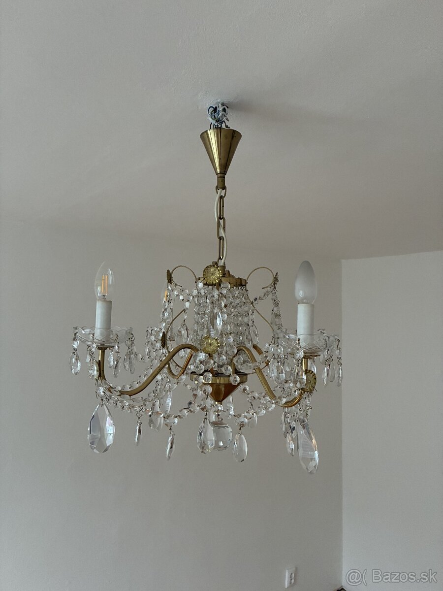 Predám Krištáľový luster 4 ramenný