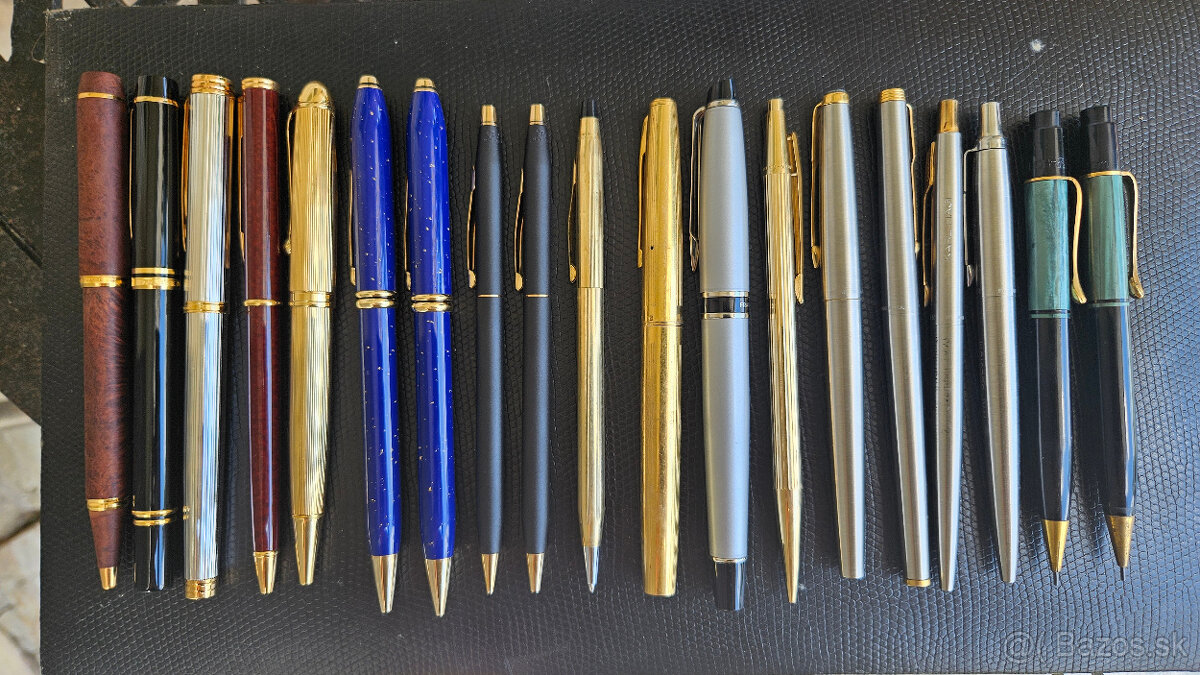 Zbierka značkových atramentových a guličkových pier