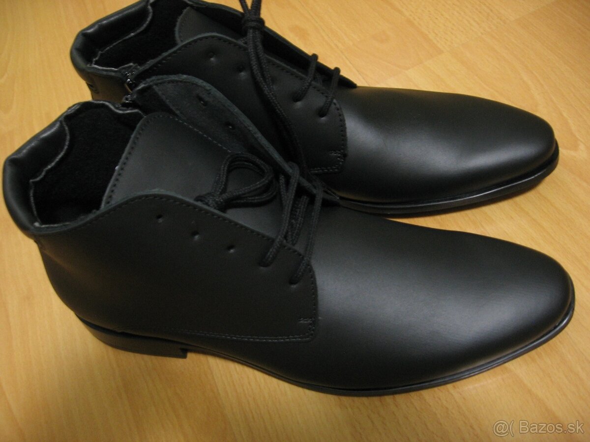 Kožené zimné členkové topánky so zipsom po stranách č.29