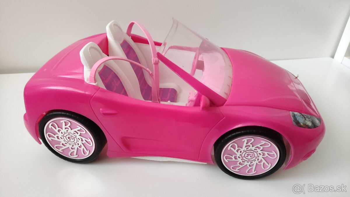 Barbie s bicyklom a auto pre Barbie, Mimoni