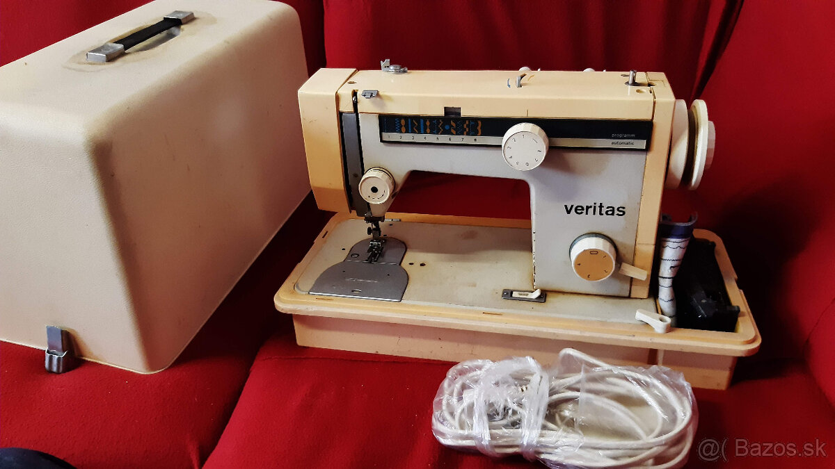 Predám šijací stroj.
