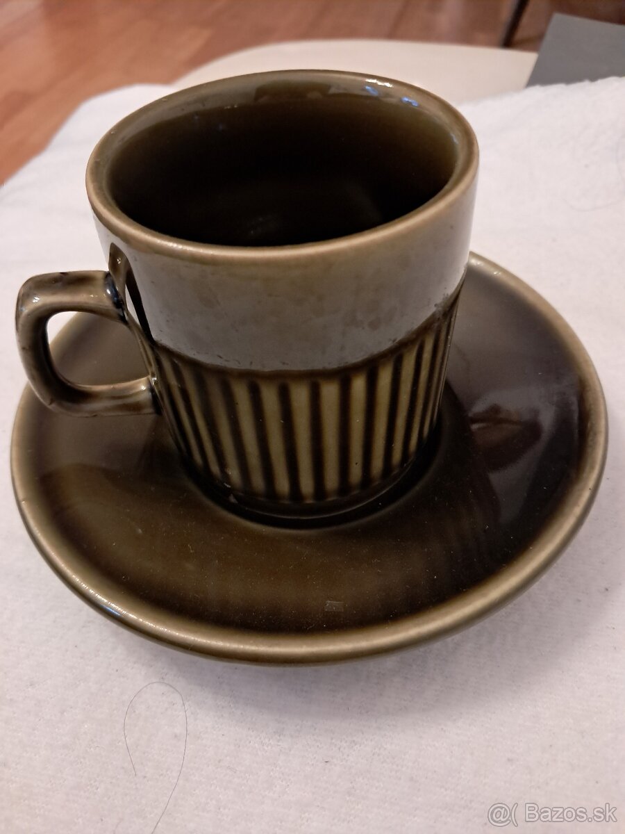 Retro šálka s tanierikom