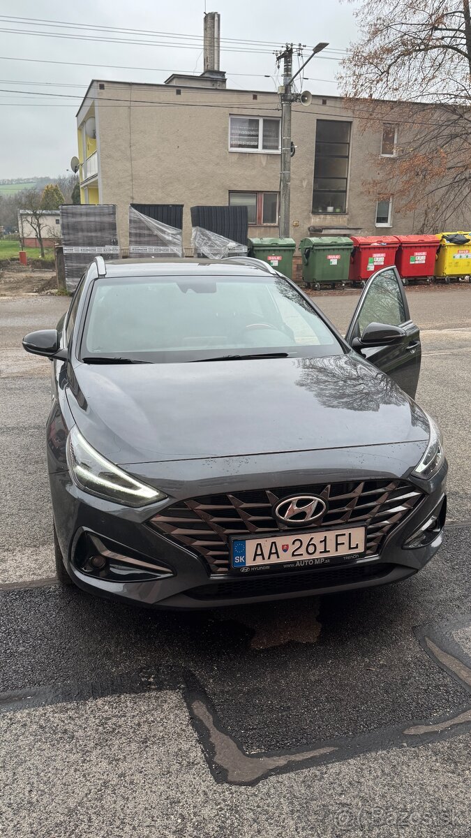 Hyundai i30 combi 1,5 T-GDI Mild Hybrid 117kw