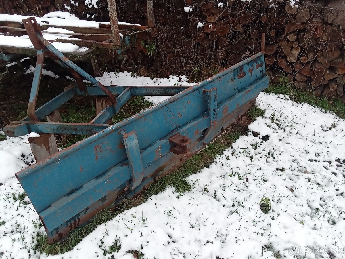 Snežná radlica, škrabka na sneh