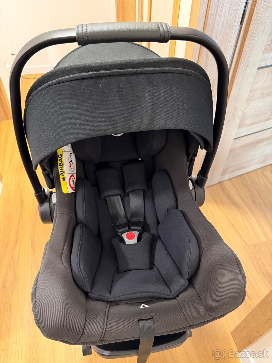 Autosedačka Bugaboo Turtle Air by Nuna so základňou 360