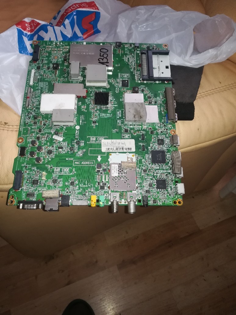 Predám na náhradné diely