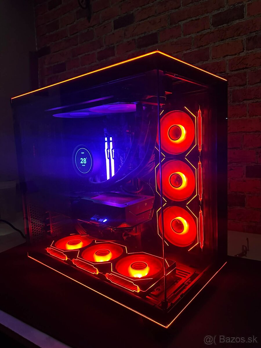 Ryzen 7 9800x3d / RTX 5070 / 32GB DDR5