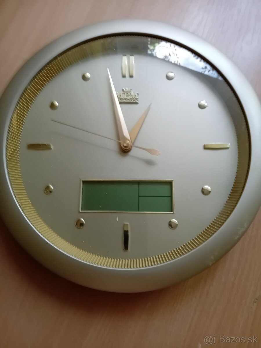 Predám hodiny nástenné