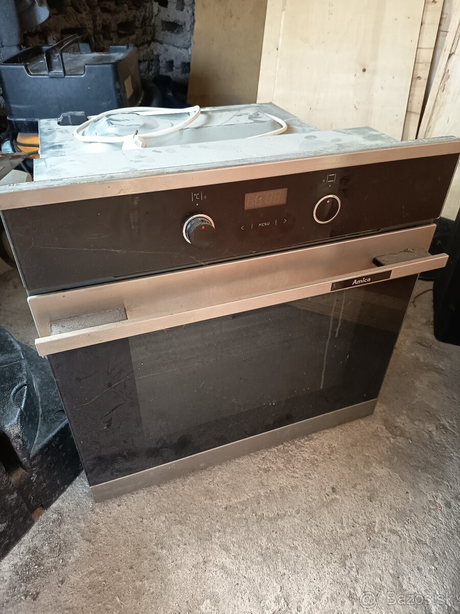 vstavana elektricka rura
