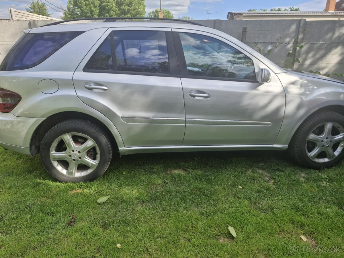 Mercedes ML 320