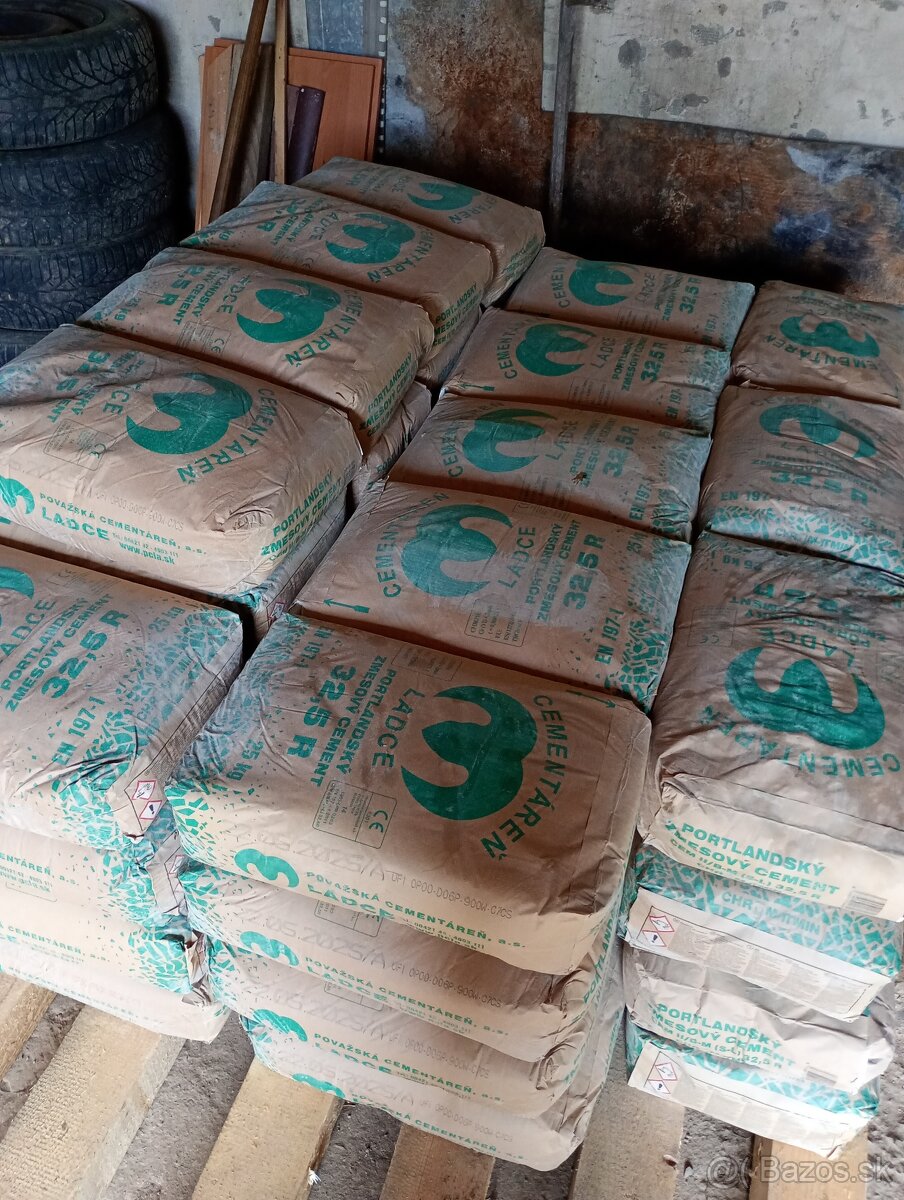 Predám cement