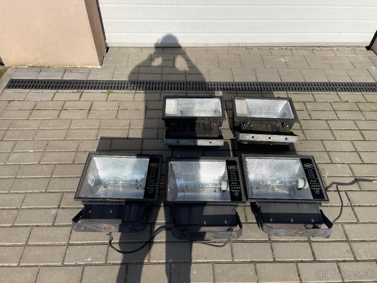 svietidlo 400w