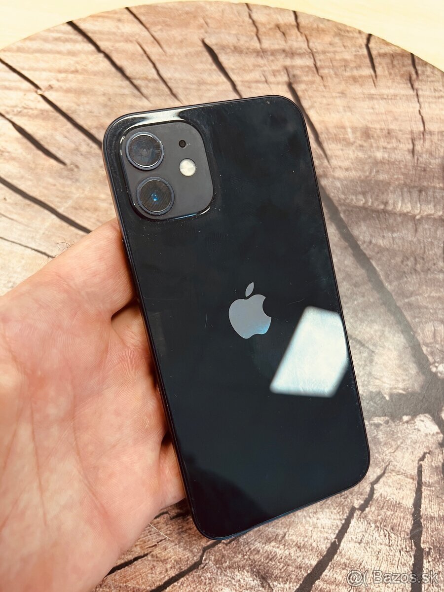 iPhone 12 black 64 batéria 87% top stav