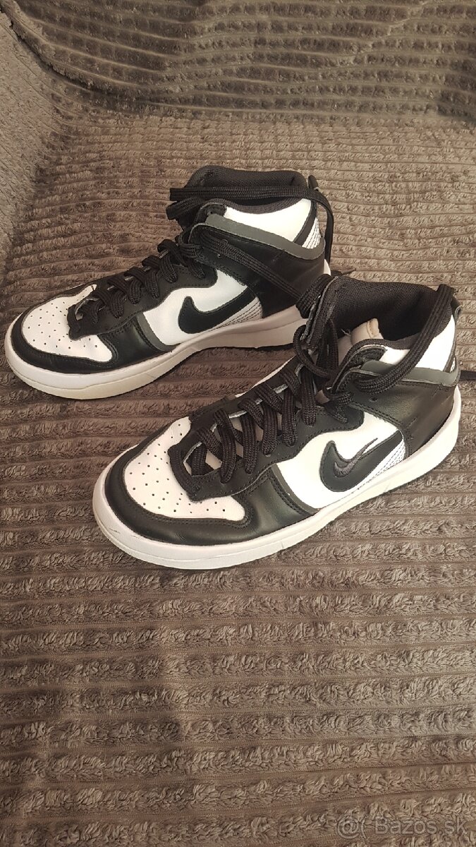 damske dievcenske tenisky NIKE