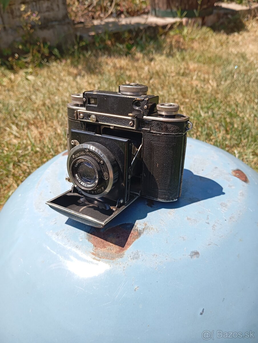 Starožitný fotoaparát 5