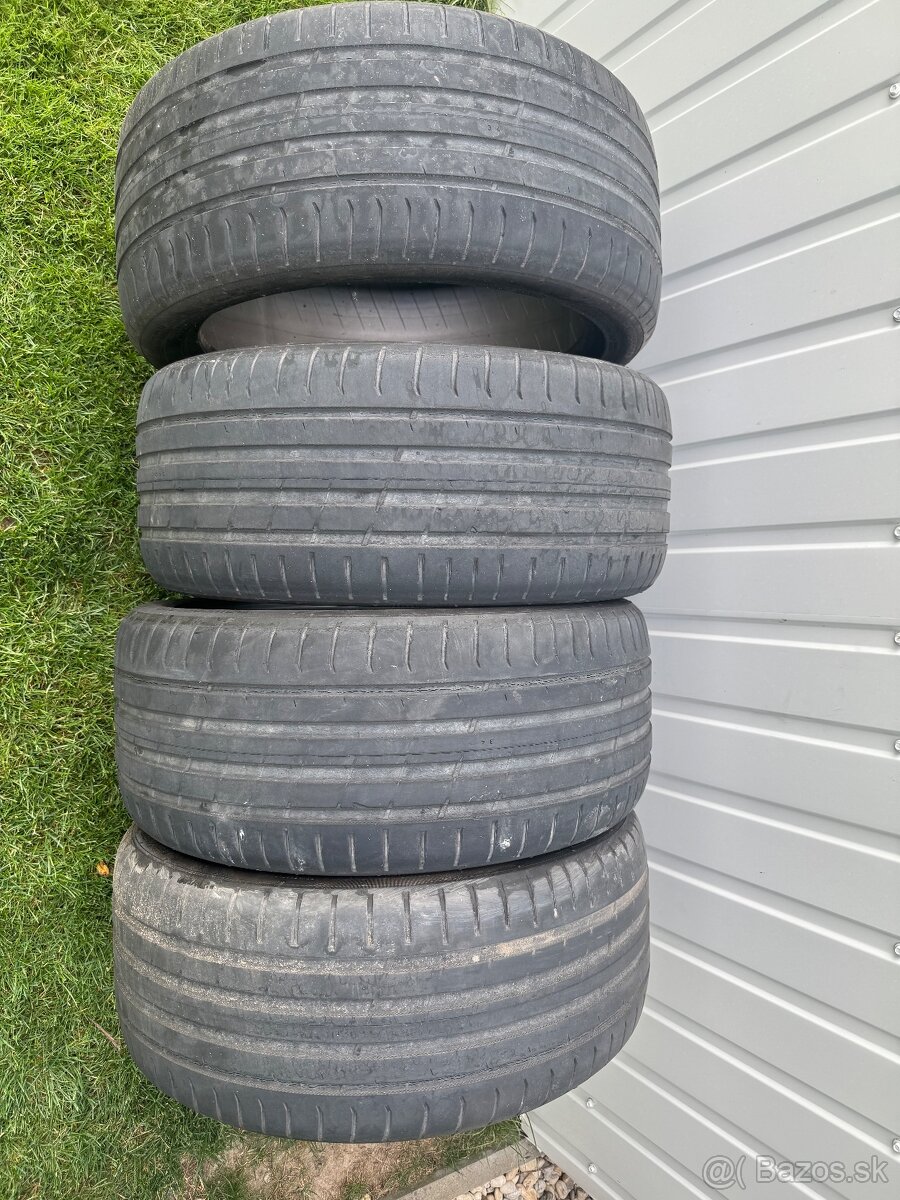 245/40 R19 letne pneu Nokian
