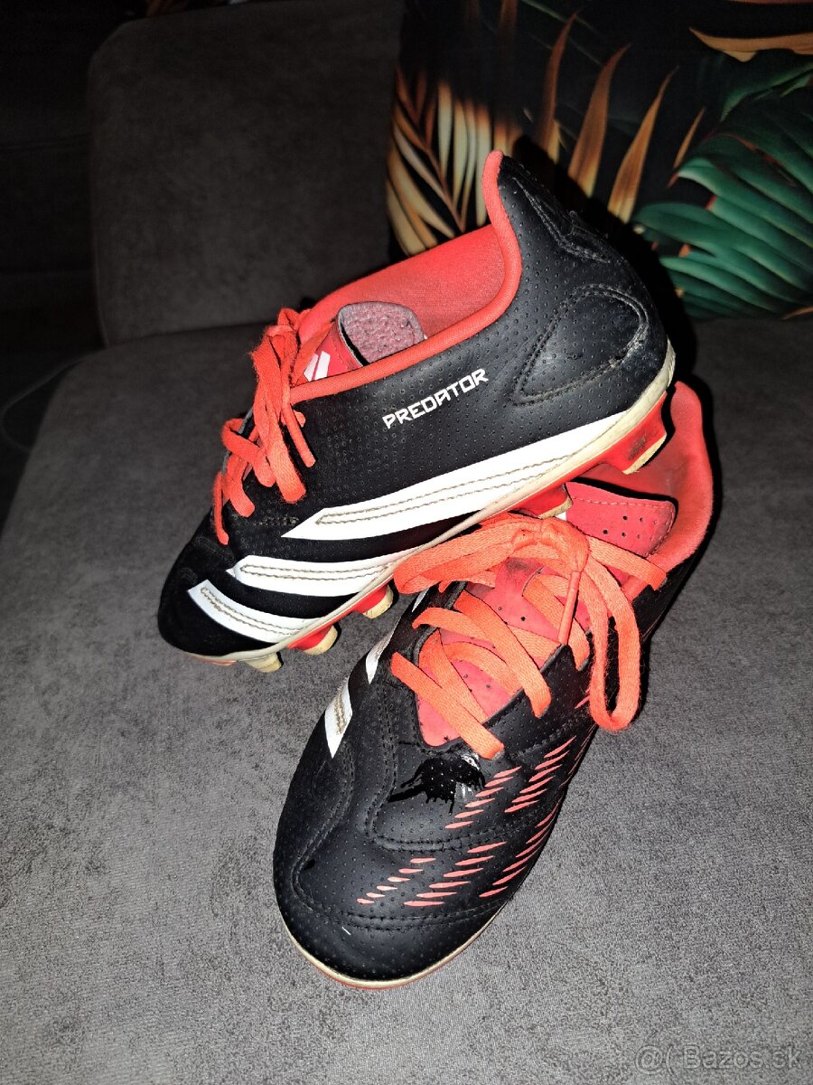 Detské kopačky veľkosť 34