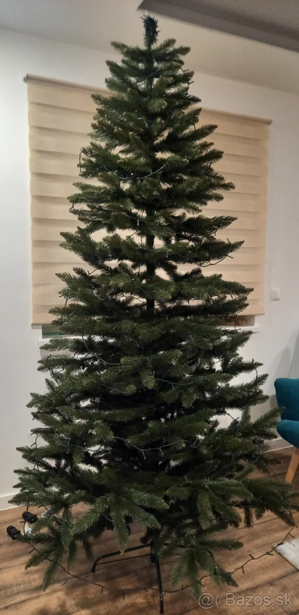 Vianočný stromček 250cm