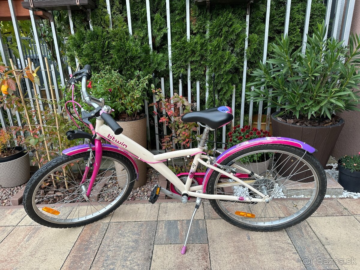 Predám dievčenský bicykel B'twin 24" (s prehadzovačkou)
