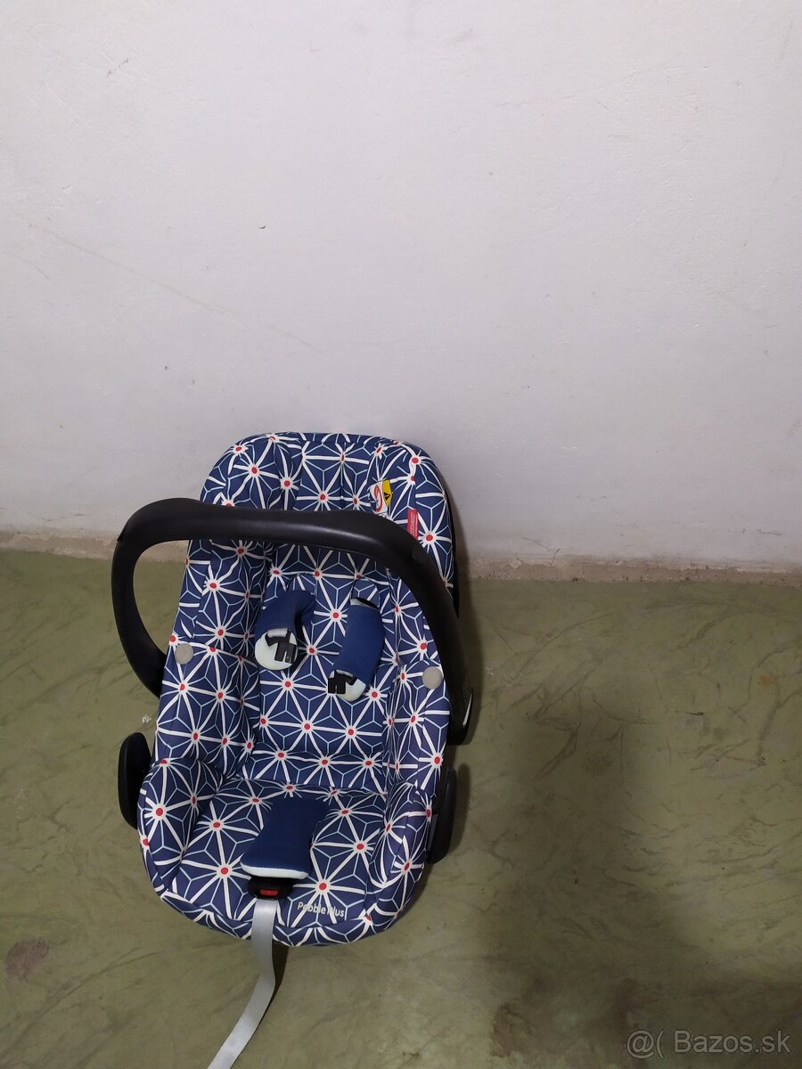 Predám vajíčko do auta