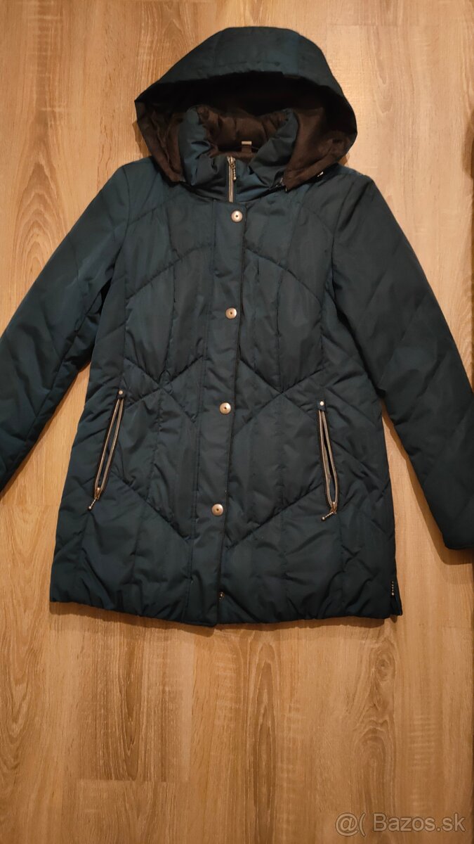 Kvalitná dámska zimná bunda 38/40