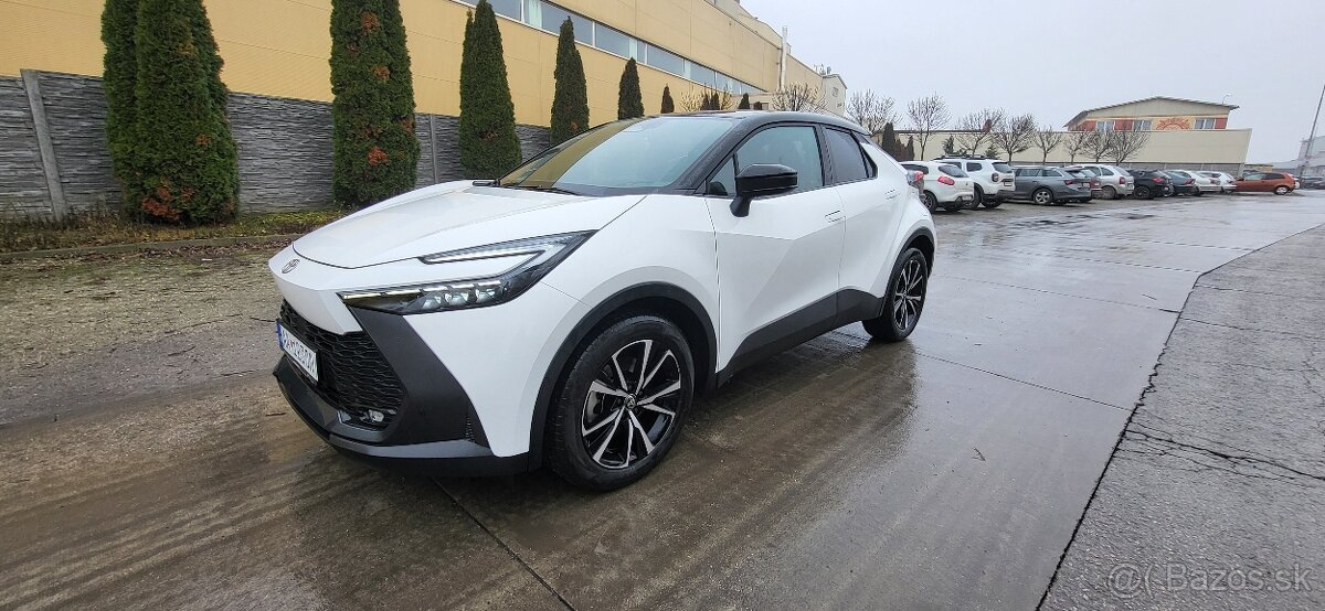 Toyota C-HR 2.0-l-VVT-i Hybrid - plug-in