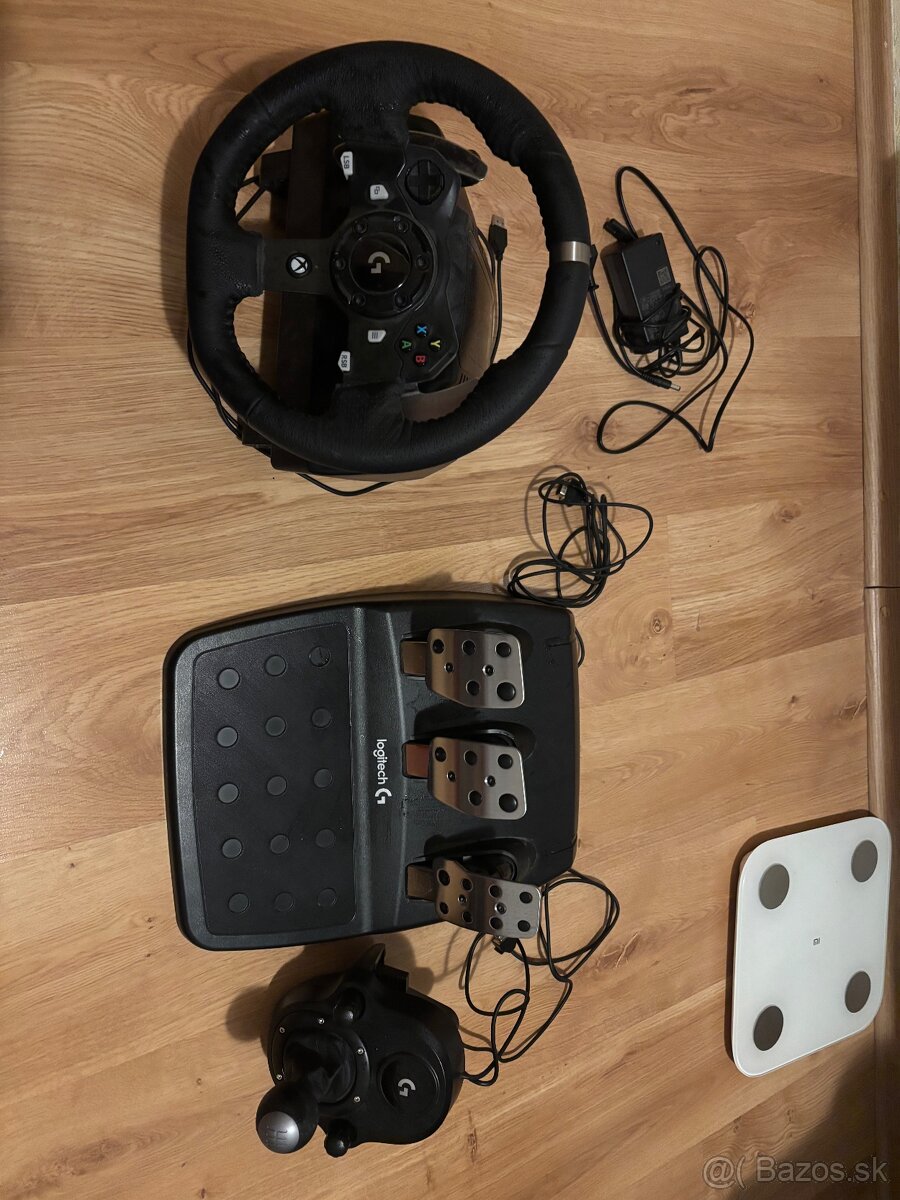 Herný volant Logitech G920 + radiaca páka Logitech