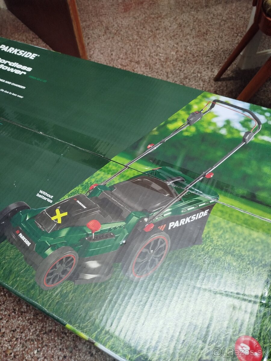 Aku kosačka parkside