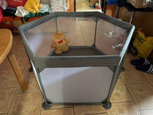 Detská ohrádka Prag 6-hranná Grey