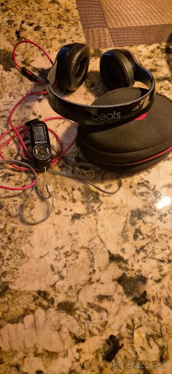 Predam slúchadlá + radio