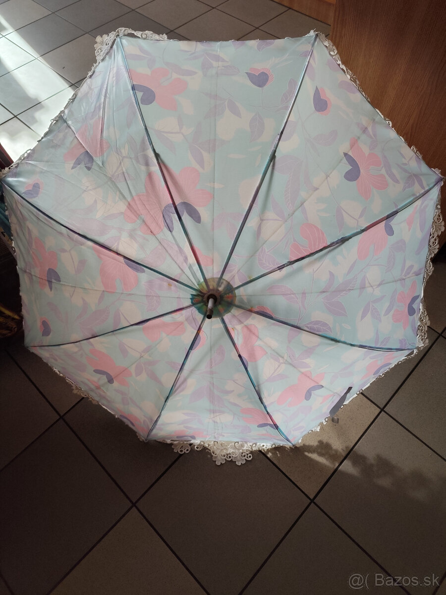 Predám nepoužitý dáždnik na svadbu pre 2