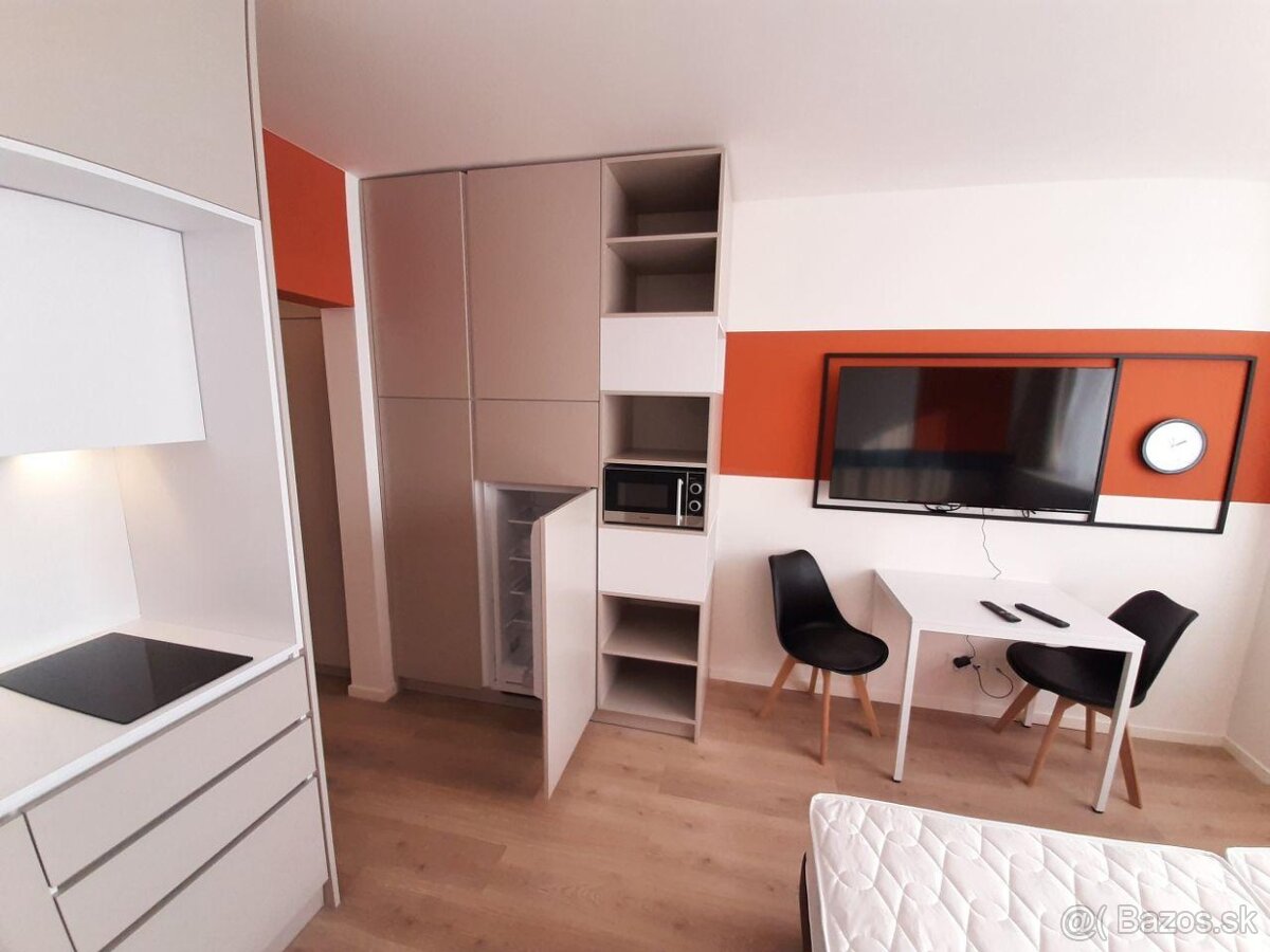 Pohodlný apartmán na prenájom v srdci Ružinova – Bajkalská u