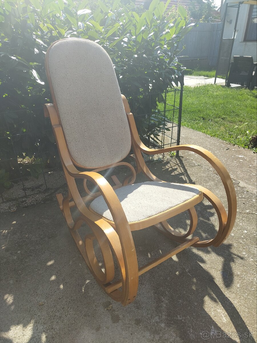 Hojdacie kreslo