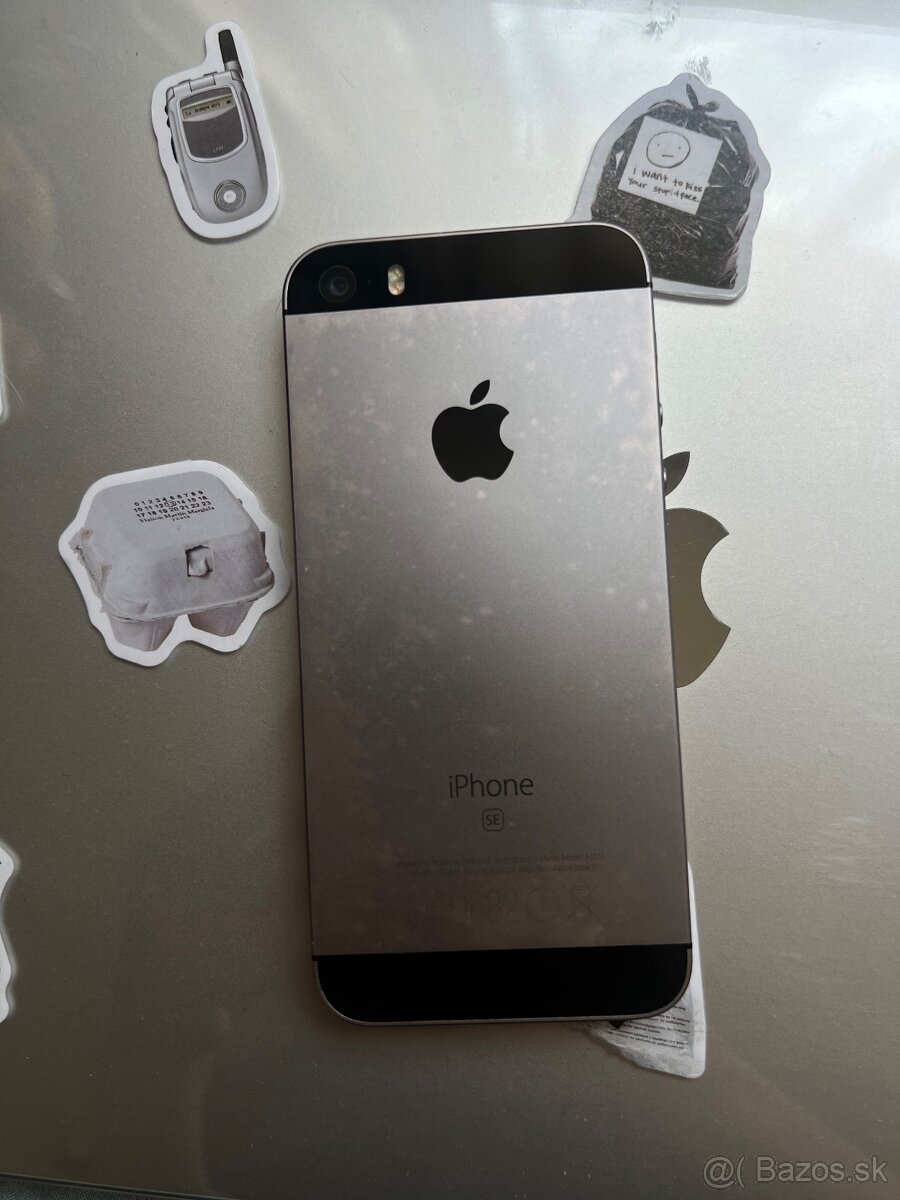 iPhone SE 2016