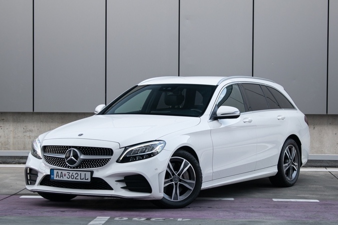 Mercedes-Benz C300d AMG Line A/T, 180kw, A9 MOŽNÁ VÝMENA