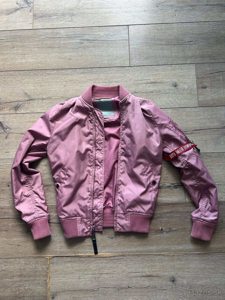 Alpha Industries bundička