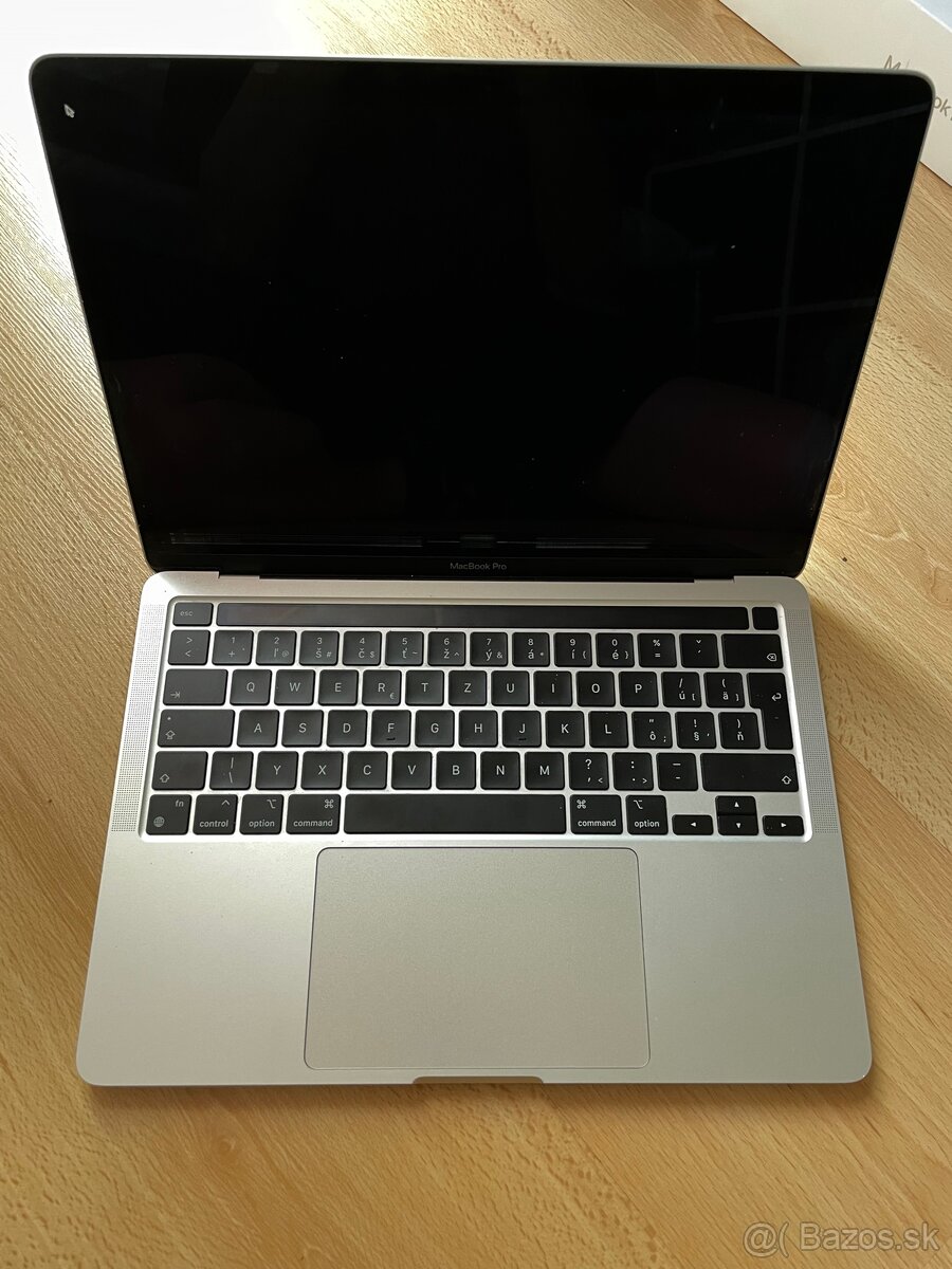 MacBook Pro 13" (M1, 2020), Nefunkčný displej