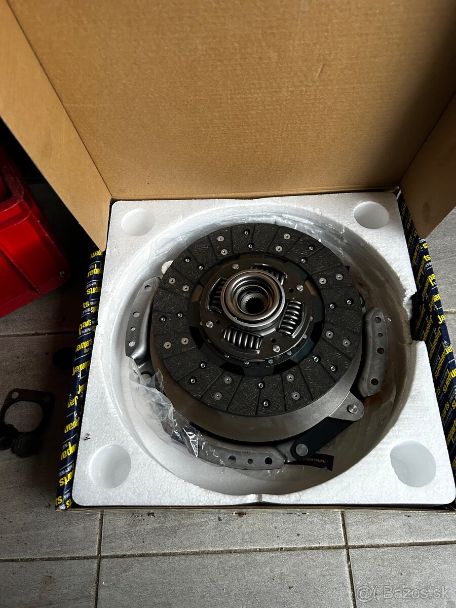 Spojkova sada Nissan Patrol