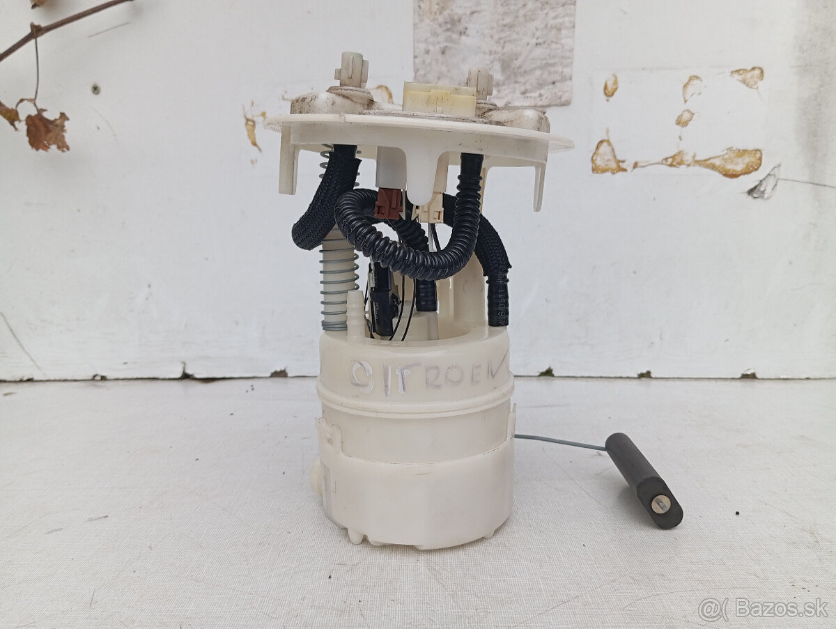 Citroen C2 1.1 - Palivové čerpadlo Pierburg