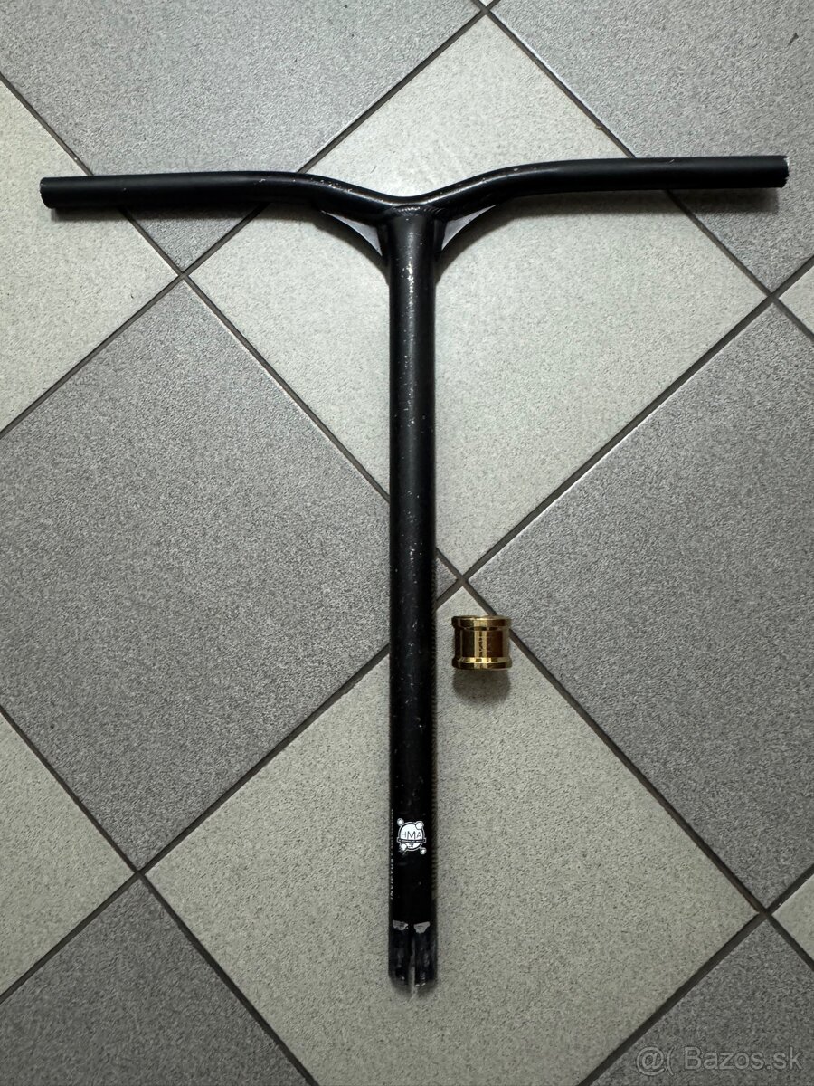 Root industris Invictus riadidla Y, kolobežka