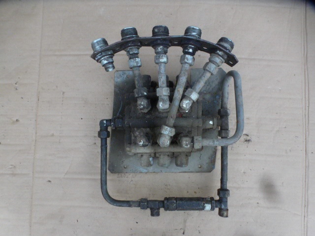 Hydraulický rozvadzač.