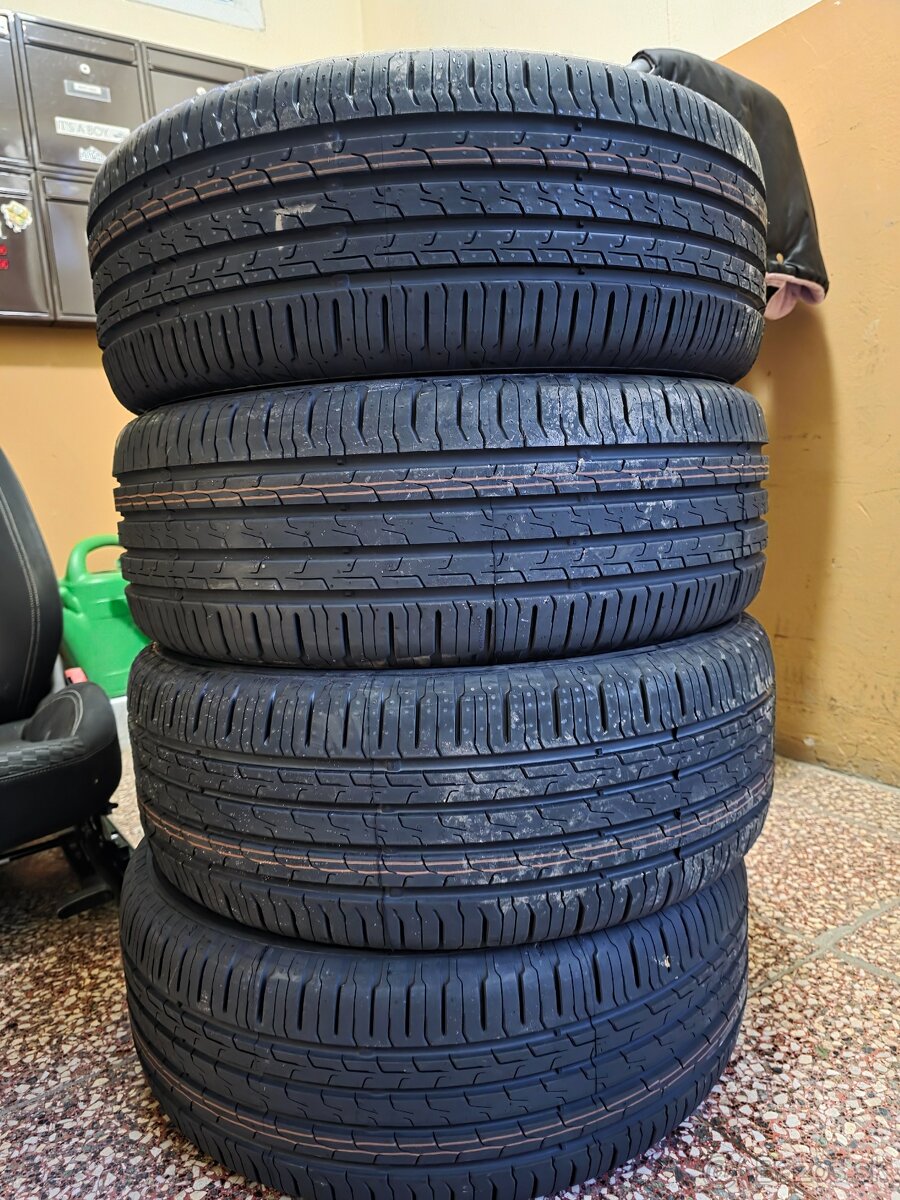 Letne pneu 205/55 r16 Continental
