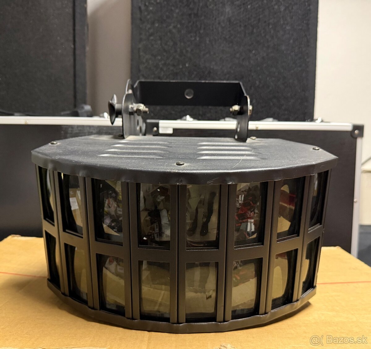 Predám American DJ Aggressor TRI LED